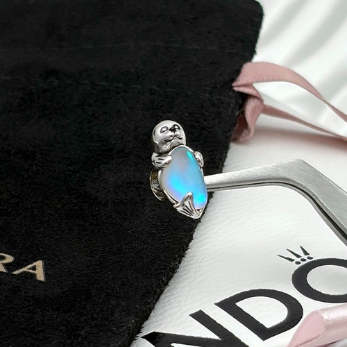 New with box - new, pandora