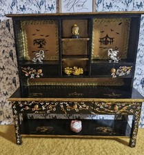 Dolls House Furniture 1.12th chinoiserie Hand painted display shelving unit 