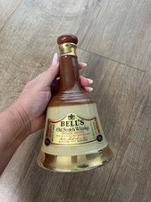 Vintage Wade Bells Old Scotch Whiskey 37.8cl 8 Inches tall  70°Proof VGC