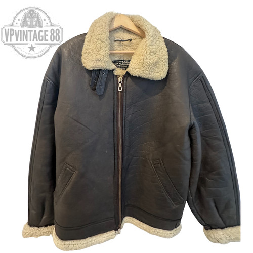 Vintage aviator bomber - b-3,