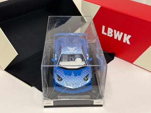 P lamborghini aventador - 1/18,