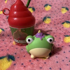 smooshy mushy yolo froyo series 2 icecream frog very cherry 