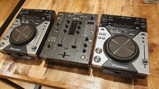 Pioneer CDJ 400 mp3 cd decks