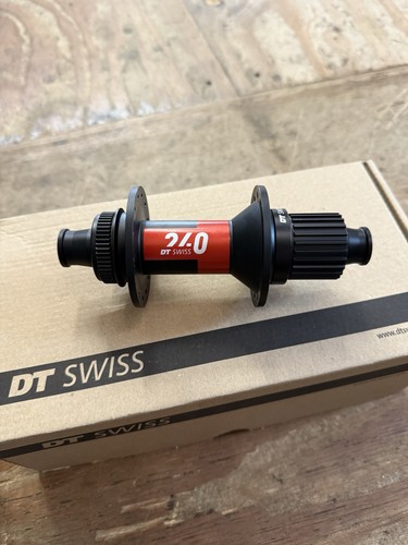 Swiss 240 rear x 148 - dt, 12