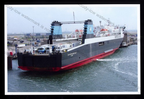Fq898 norfolk line - ferry,