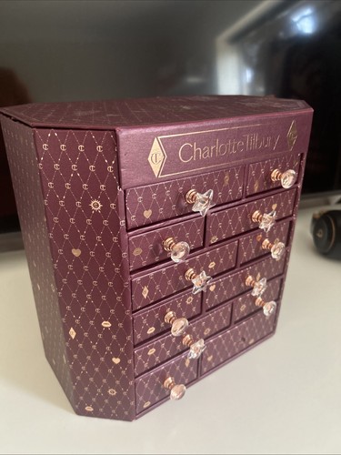 Charlotte tilbury advent - charlotte,