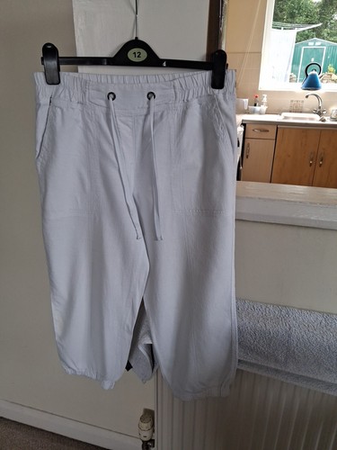 White,crop,pullup,drawstring