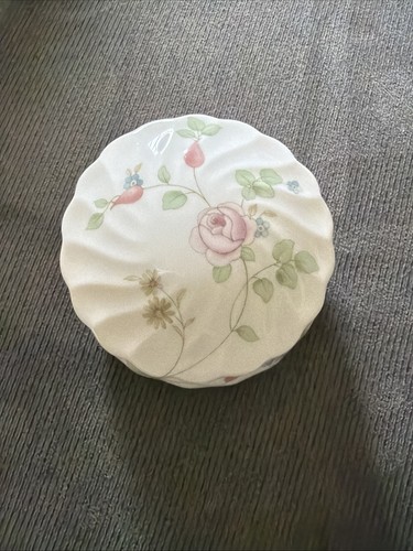 Wedgewood bone china rosehip - wedgewood,