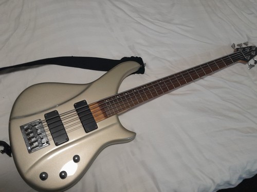 Wesley string electric bass - 5,