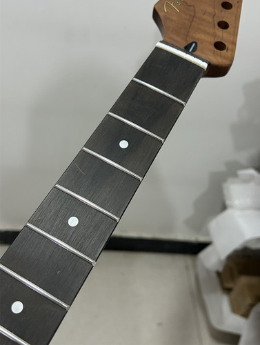 Reverse head fret electric - head, 22