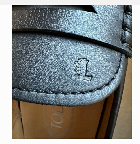 Tod black leather slip on - tod's, slip-on
