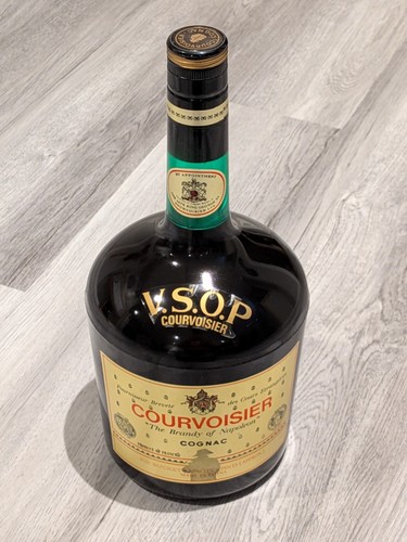 Vintage courvoisier cognac - vintage, ice