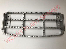 STEP TREAD 410x180 JCB Part