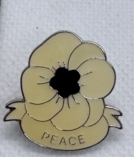 White peace poppy pin badge - white,