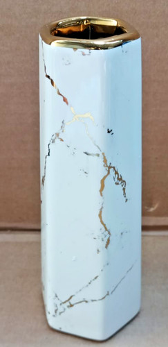 White marble vase effect - white,