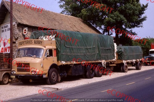 Truck photo papeteries aubry - photo,