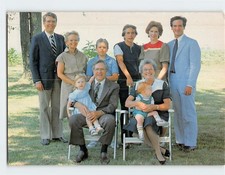 Postcard Neal Smith Family