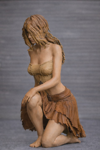 W46 stunning kneeling - –,