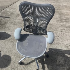 Authentic Herman Miller Mirra