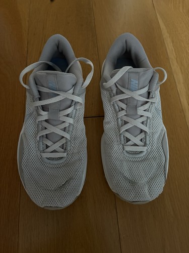 Nike legend essential - nike,