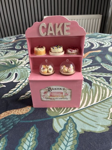 Dolls house 12th scale cake - 1/12th,