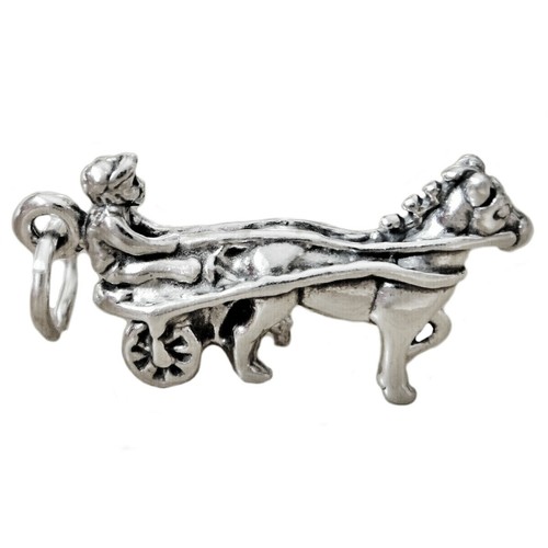 Harness horse racing - harness,