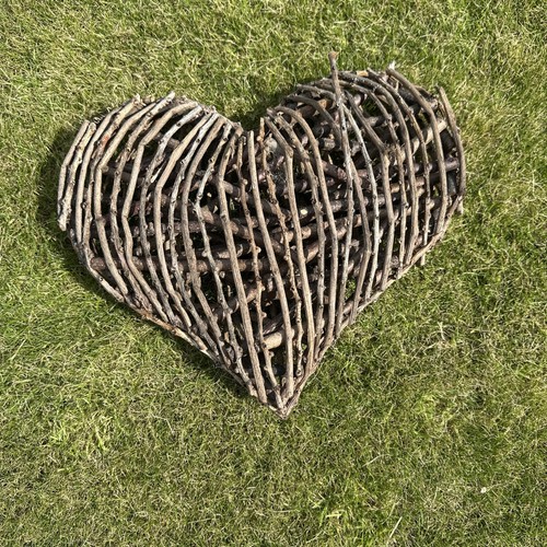 Willow heart 36 cm - 14,