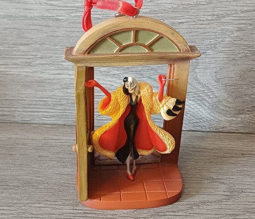 Disney store cruella - store,