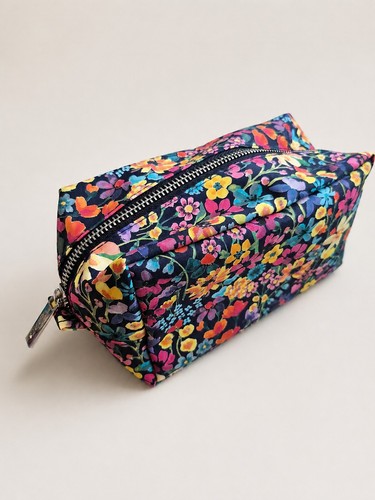 Liberty small makeup dreams - makeup, of