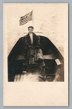 Motor boating woman engine - motor,