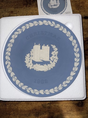 Wedgewood christmas 1982 blue - 1982,