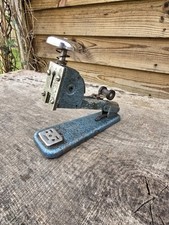 Vintage Vanguard Type No 4A Desktop Stapler