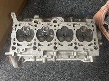VW Passat 3B A4 Cylinder Head