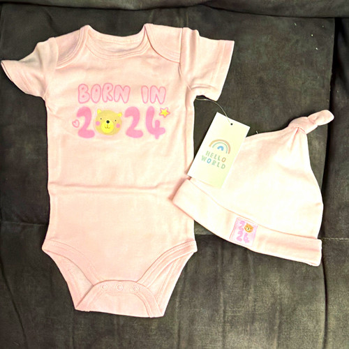 Studio pink bear - "born, in