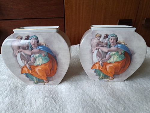 Pair vintage goebel artis - vintage,