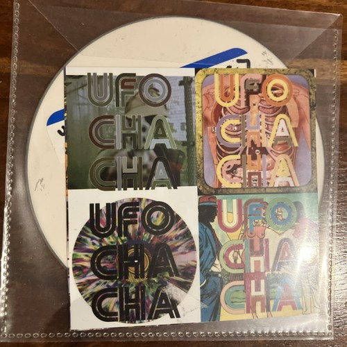 Ufo cha - ufo, show