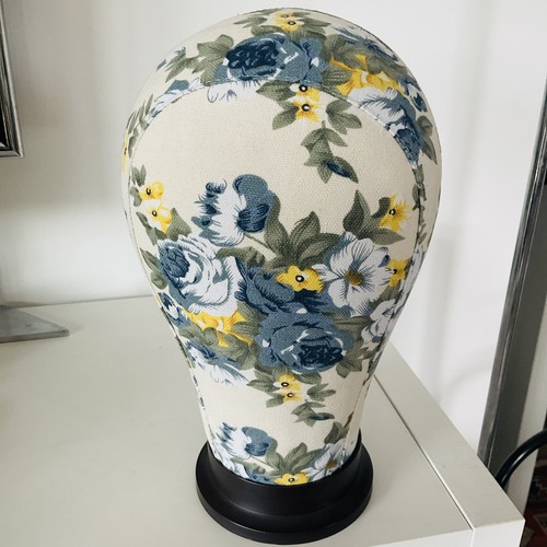 Mannequin head blue - blue, floral