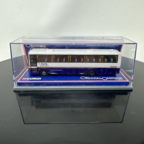 Corgi 42725 van hool alizee - -,