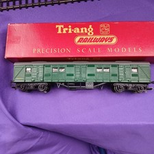 Triang R227 Utility Van In Green(p8)