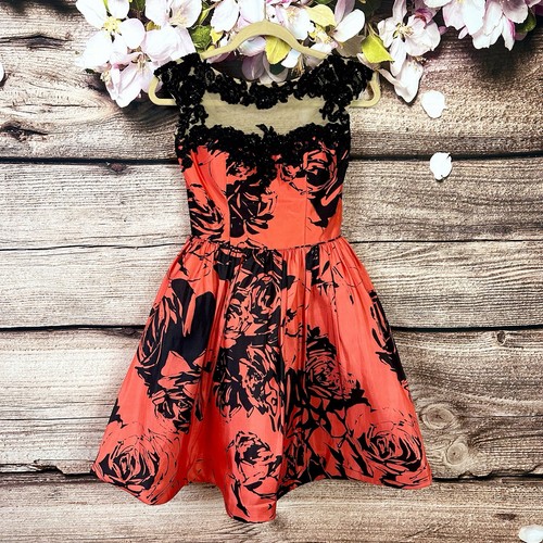 Women handmade ball - ball, gown