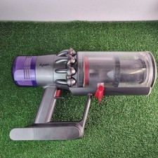 Dyson V11 SV15 - Main Unit Body Vacuum Cleaner + Battery WORKING BUT DAMAGED