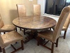 Very unique base with solid