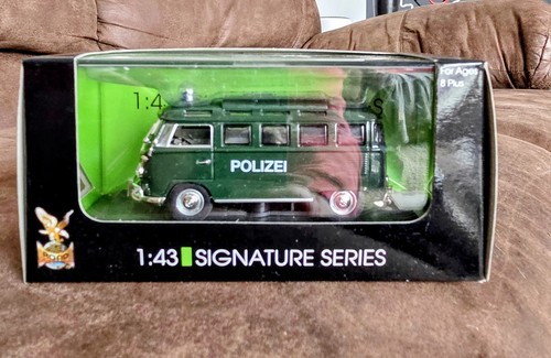 Road signature microbus - signature, vw