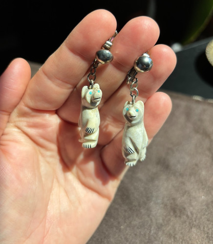 Sice zuni hand carved bear - sice,
