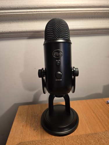 Blue yeti usb microphone - usb,