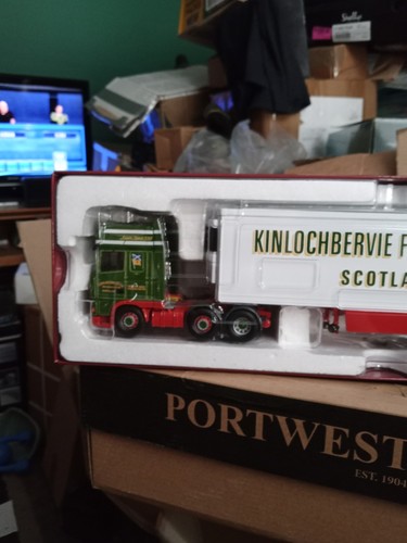 Corgi hauliers renown daf - corgi,