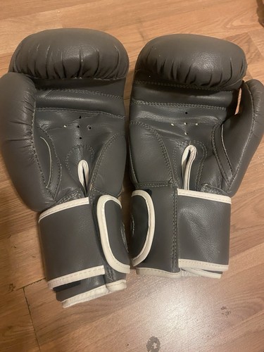 Grey kings boxing gloves - 10,