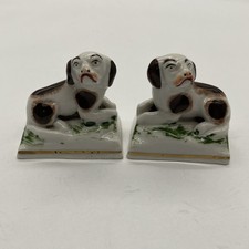 Pair of Chelsea Samson Gold Anchor  Miniature Porcelain Dogs