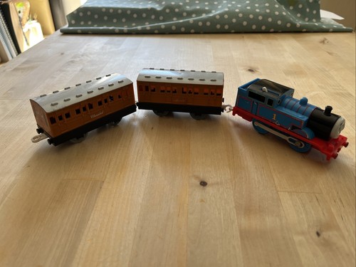 Thomas the tank engine - thomas,