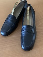 RUSSELL AND BROMLEY NEW WOT